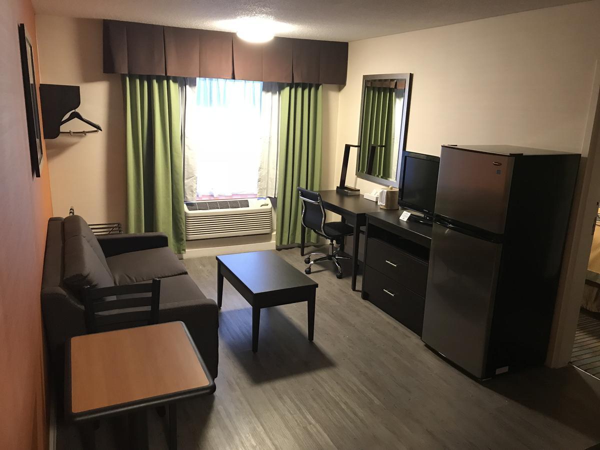 Bay Hill Inns & Suites Neepawa Eksteriør billede