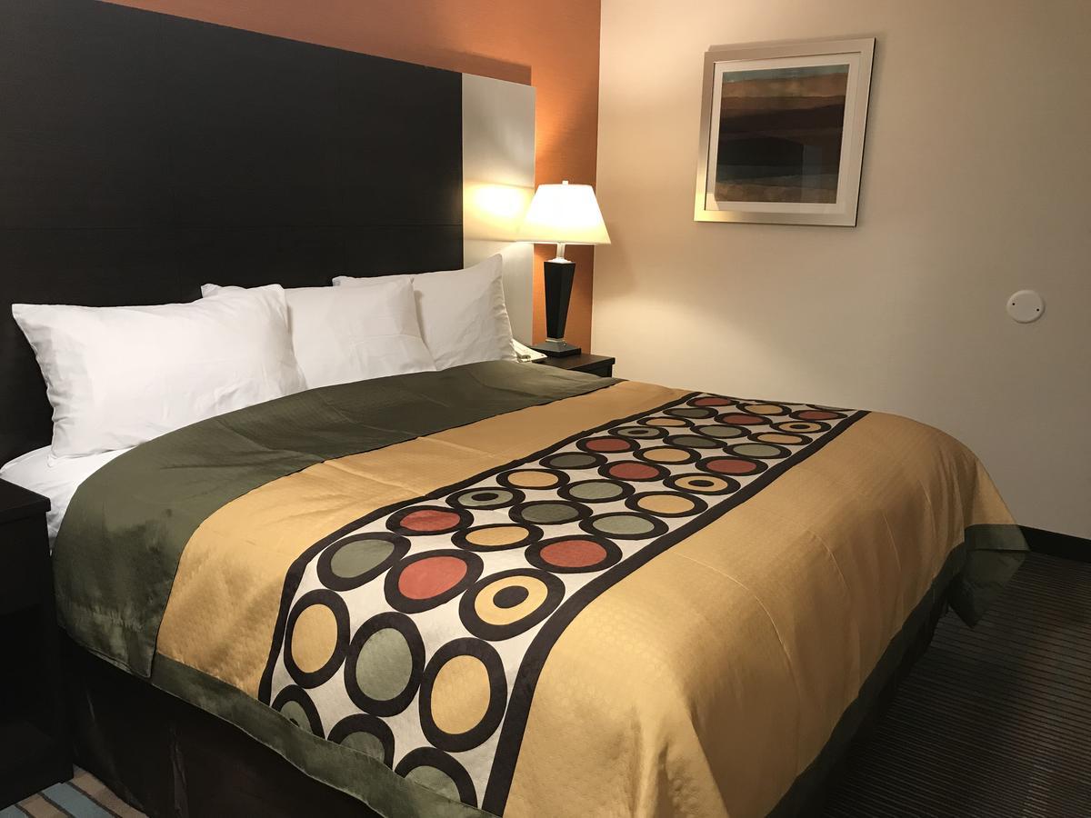 Bay Hill Inns & Suites Neepawa Eksteriør billede