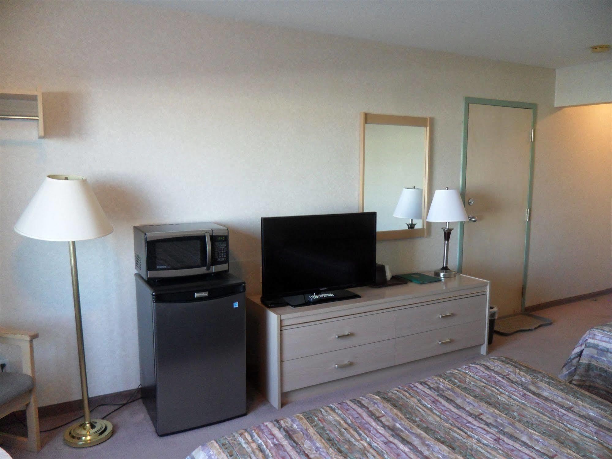 Bay Hill Inns & Suites Neepawa Eksteriør billede